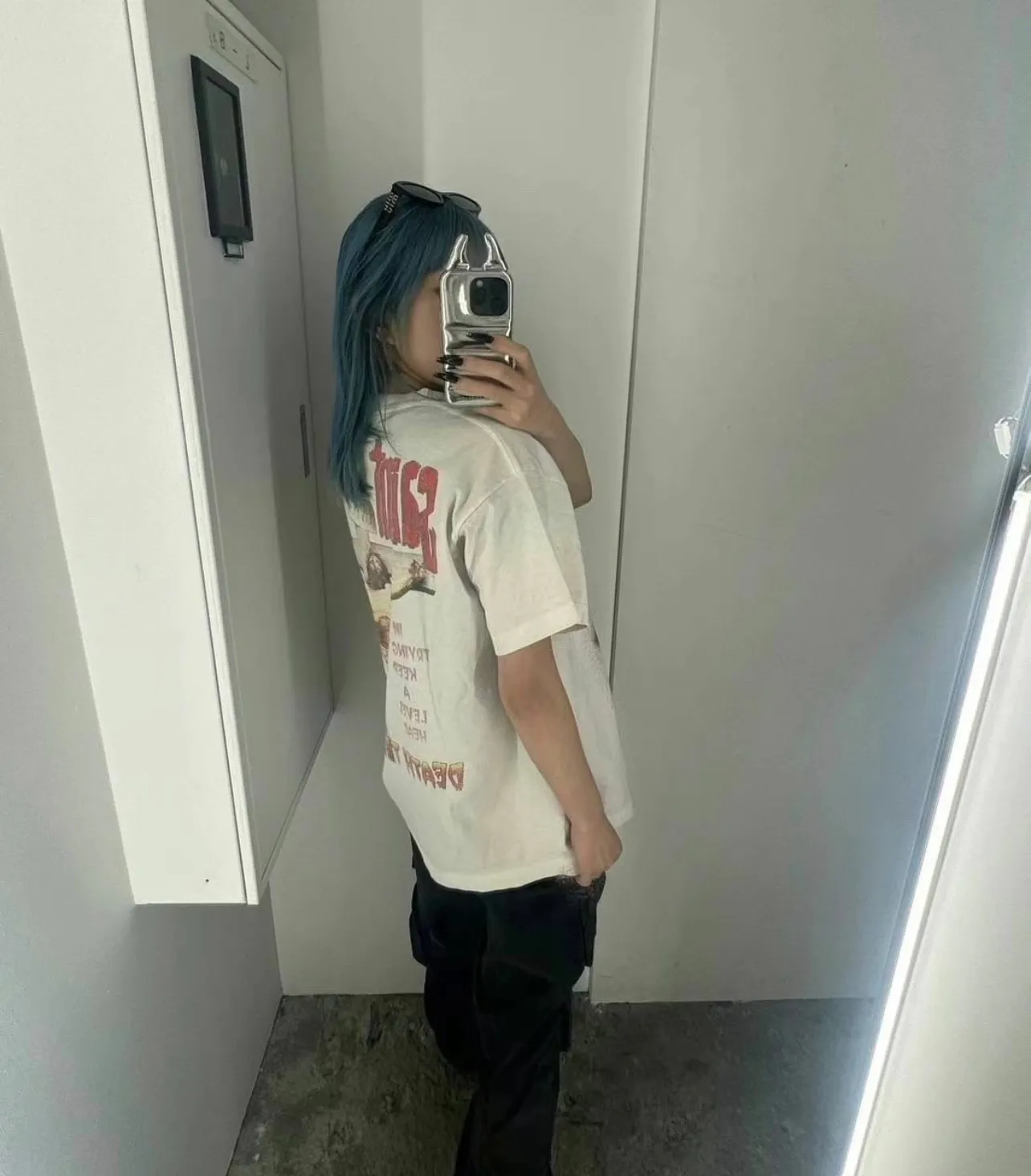 SAINT MICHAEL SAINT WAR TEE/WHAT new style Jesus cross retro short-sleeved, off-white S-XL, ready-to-wear, washed and distressed, printed repeatedly and modified, tube-woven seamless fabric, with little angel anti-counterfeiting label